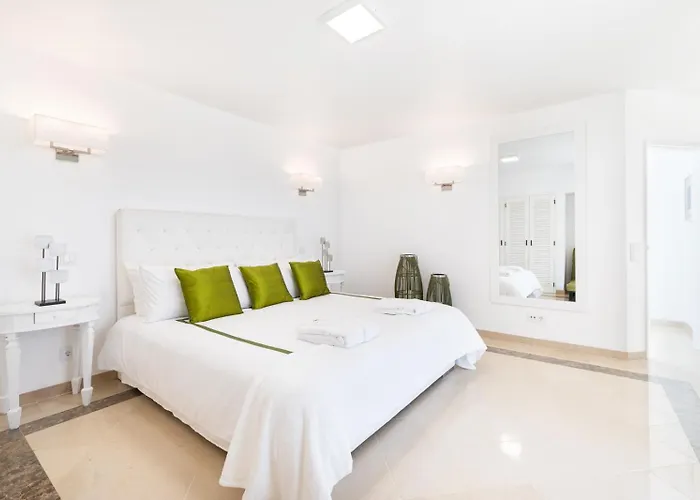 Seafront View Next To The Famous “benagil Caves” Villa Benagil